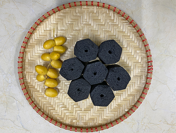 Than nướng sinh học từ gáo dừa